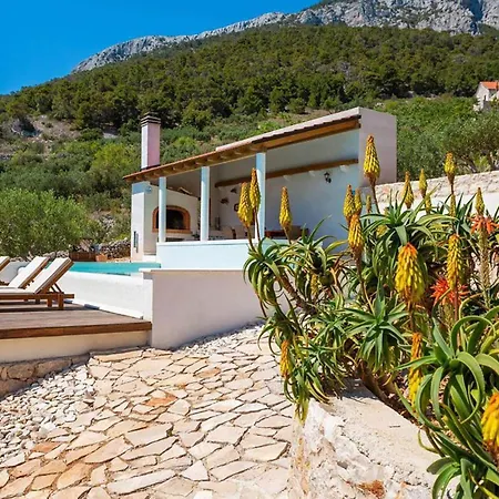 Lovely In Hvar-jelsa סבטה נדלייה