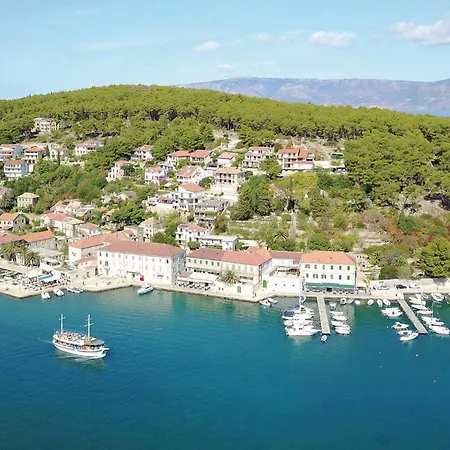 Holiday home Gorgeous In Hvar-jelsa *