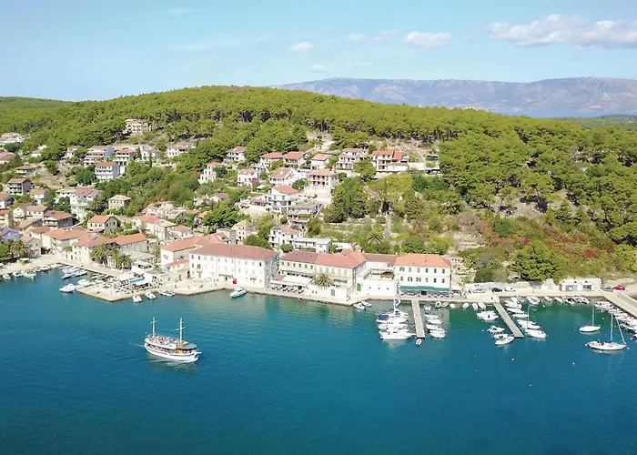בית נופש Lovely In Hvar-jelsa *