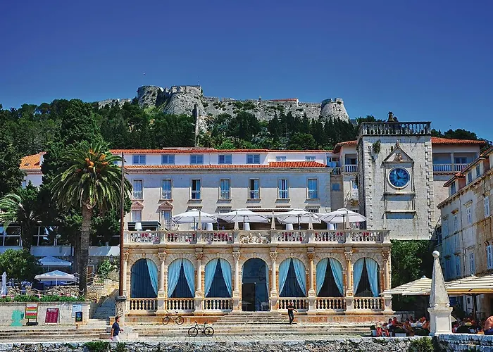 בית נופש Lovely In Hvar-jelsa