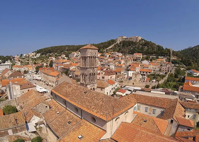 Lovely In Hvar-jelsa *